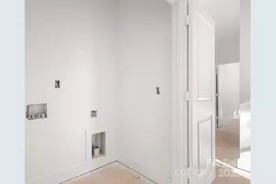 909 S Hoskins Road, Charlotte, NC 28208 - Photo 17