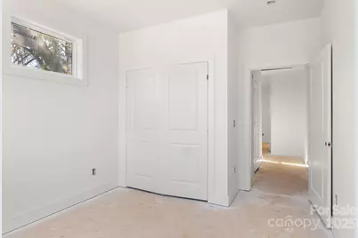 909 S Hoskins Road, Charlotte, NC 28208 - Photo 11