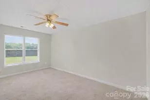 4557 Antelope Ln, Charlotte, NC 28269 - Photo 7