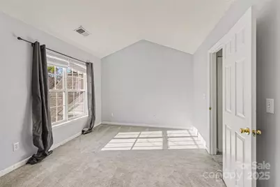 4557 Antelope Lane, Charlotte, NC 28269 - Photo 17