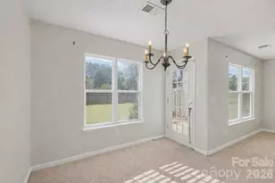 4557 Antelope Ln, Charlotte, NC 28269 - Photo 9