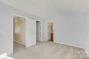 4557 Antelope Ln, Charlotte, NC 28269 - Photo 15