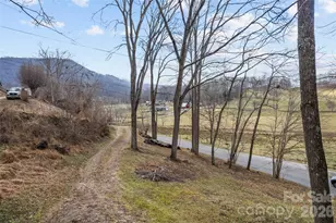 144 Pinehaven Dr, Clyde, NC 28721 - Photo 3