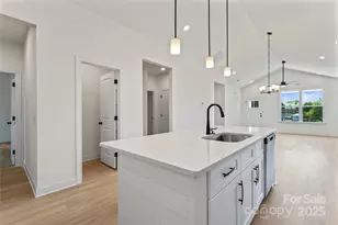 113 E Edinburgh Ct, Statesville, NC 28625 - Photo 7