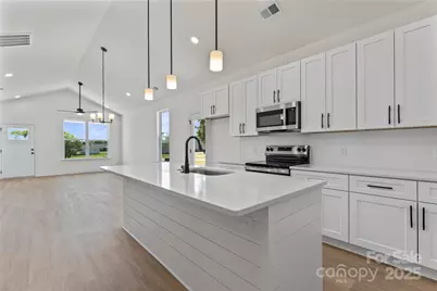 113 E Edinburgh Court, Statesville, NC 28625 - Photo 5