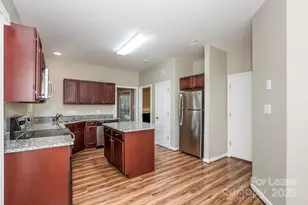 16001 Kirsten Nicole Rd, Charlotte, NC 28278 - Photo 9