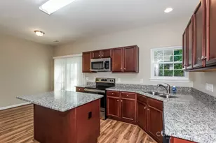 16001 Kirsten Nicole Rd, Charlotte, NC 28278 - Photo 7