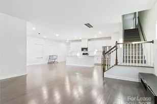 6725 Good News Dr, Charlotte, NC 28215 - Photo 7