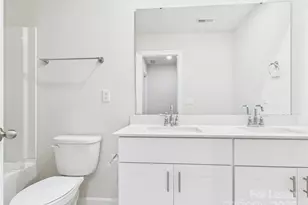 6725 Good News Dr, Charlotte, NC 28215 - Photo 9