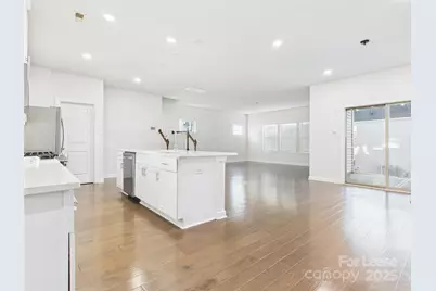 6725 Good News Drive, Charlotte, NC 28215 - Photo 3