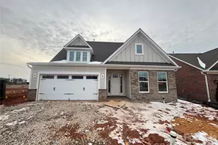 3073 Founding Fathers Dr, Gastonia, NC 28056 - Photo 1