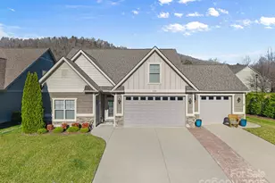 235 Windstone Dr, Fletcher, NC 28732 - Photo 5