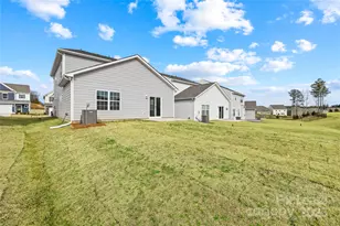 1609 Swallow Tail Dr, Belmont, NC 28012 - Photo 31