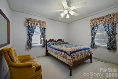 902 Meadowood Drive, Lenoir, NC 28645 - Photo 23