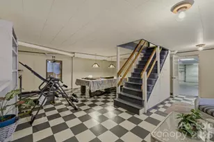 902 Meadowood Dr, Lenoir, NC 28645 - Photo 25