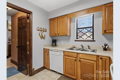 383 Overlook Drive #Alpine 2, Burnsville, NC 28714 - Photo 25
