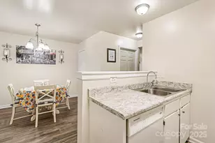 1214 Phil O'Neil Dr, Charlotte, NC 28215 - Photo 7