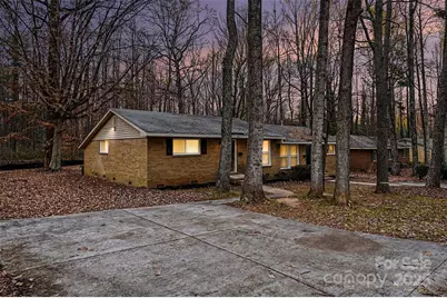 5001 Lakecrest Drive, Charlotte, NC 28215 - Photo 1