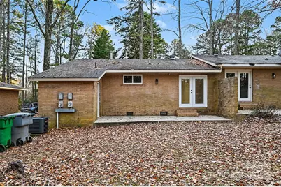 5003 Lakecrest Drive, Charlotte, NC 28215 - Photo 19