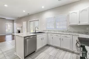 8610 Harmony Bridge Pl, Charlotte, NC 28216 - Photo 17