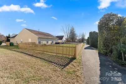 4962 Bentgrass Run Drive, Charlotte, NC 28269 - Photo 25