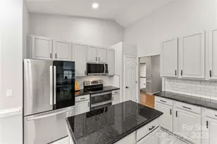 4962 Bentgrass Run Dr, Charlotte, NC 28269 - Photo 11