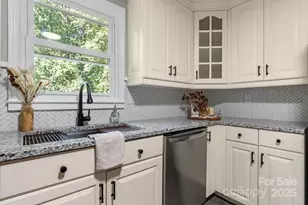 3515 12th St Dr NE, Hickory, NC 28601 - Photo 7