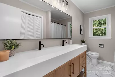 3515 12th Street Drive NE, Hickory, NC 28601 - Photo 17