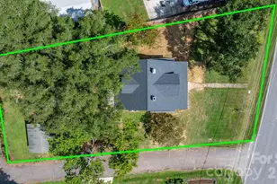 1590 S Center St, Hickory, NC 28602 - Photo 29