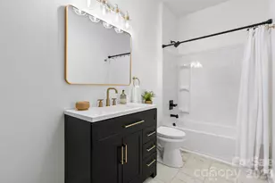 1590 S Center St, Hickory, NC 28602 - Photo 19