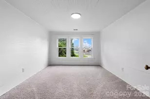 1590 S Center St, Hickory, NC 28602 - Photo 21