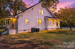 1590 S Center St, Hickory, NC 28602 - Photo 27