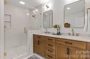 625 4th St Dr NW, Hickory, NC 28601 - Photo 15