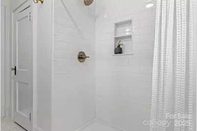 625 4th Street Drive NW, Hickory, NC 28601 - Photo 29