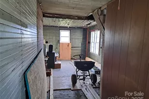 101 Knight Dr, Clyde, NC 28721 - Photo 15