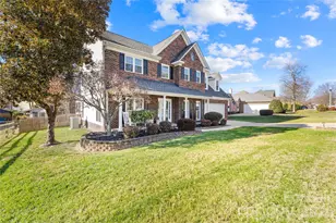 586 Gatsby Pl NW, Concord, NC 28027 - Photo 5