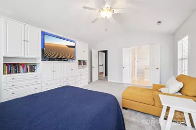 8426 Red Cypress Court, Charlotte, NC 28216 - Photo 17