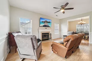 8426 Red Cypress Ct, Charlotte, NC 28216 - Photo 5