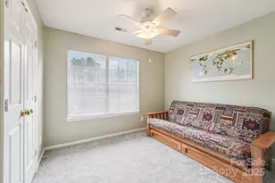 8426 Red Cypress Ct, Charlotte, NC 28216 - Photo 25