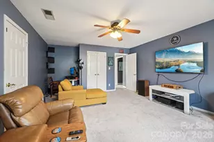 8426 Red Cypress Ct, Charlotte, NC 28216 - Photo 19