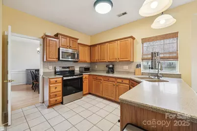 8426 Red Cypress Court, Charlotte, NC 28216 - Photo 7