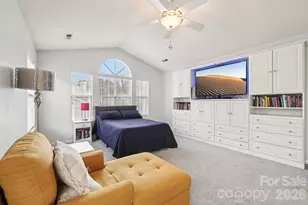 8426 Red Cypress Ct, Charlotte, NC 28216 - Photo 15