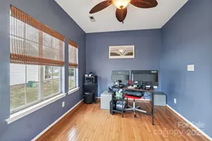 8426 Red Cypress Ct, Charlotte, NC 28216 - Photo 13