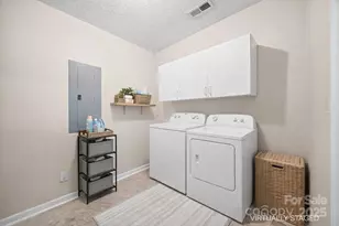 2306 Kestrel Dr, Rock Hill, SC 29732 - Photo 9