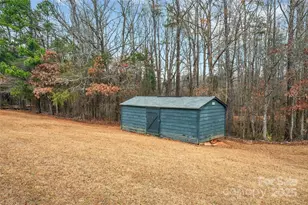 160 Allison Rd, Cowpens, SC 29330 - Photo 29