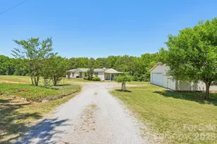 160 Allison Rd, Cowpens, SC 29330 - Photo 1