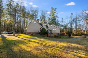 616 Erkwood Dr, Hendersonville, NC 28739 - Photo 45