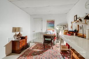 616 Erkwood Dr, Hendersonville, NC 28739 - Photo 35