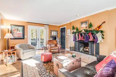 616 Erkwood Drive, Hendersonville, NC 28739 - Photo 9