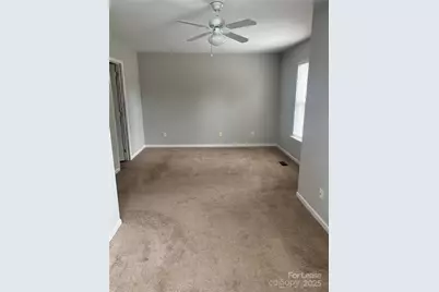 8901 Cinnabay Drive, Charlotte, NC 28216 - Photo 13